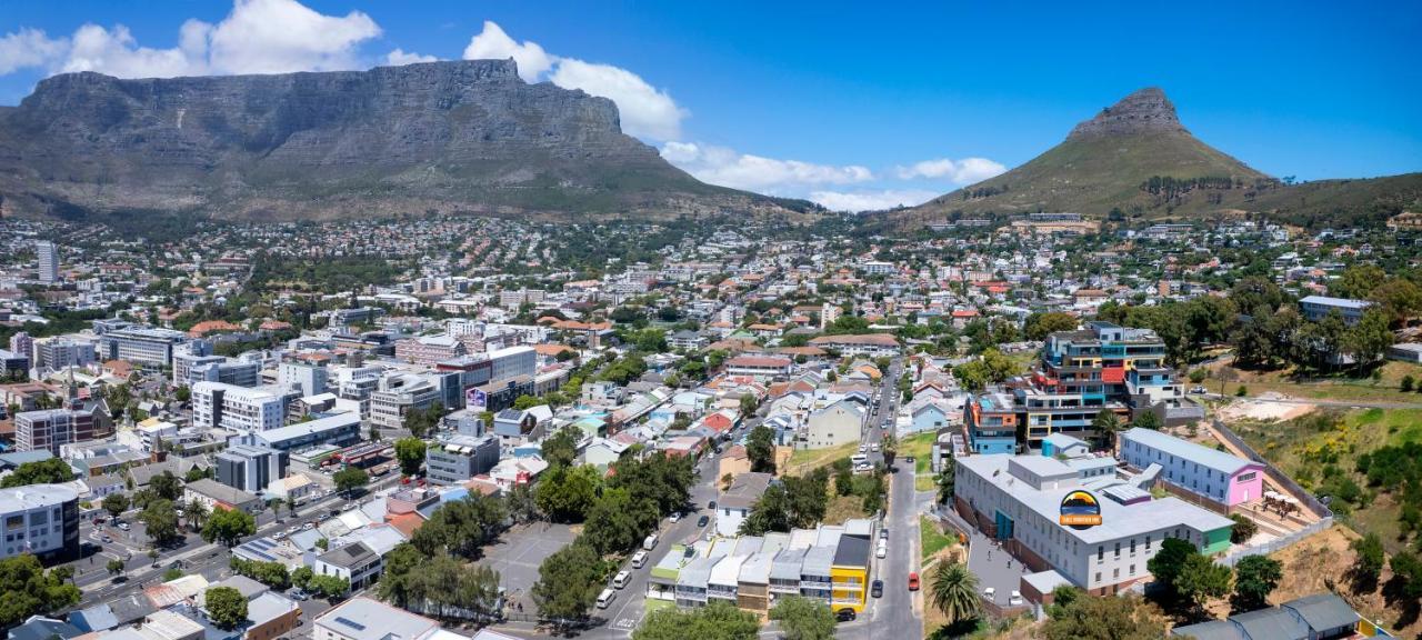 Table Mountain Inn เคปทาวน์ ภายนอก รูปภาพ