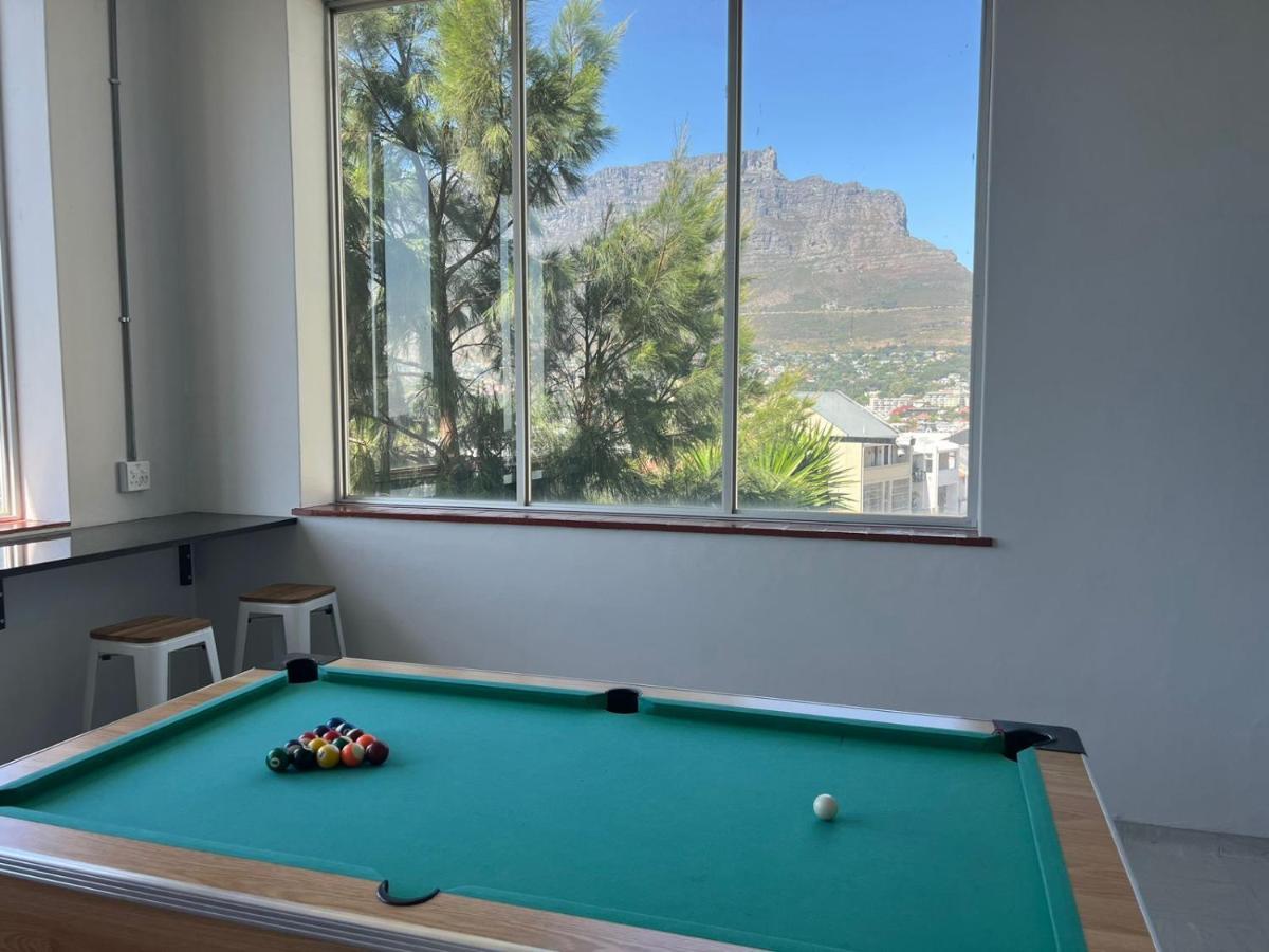 Table Mountain Inn เคปทาวน์ ภายนอก รูปภาพ